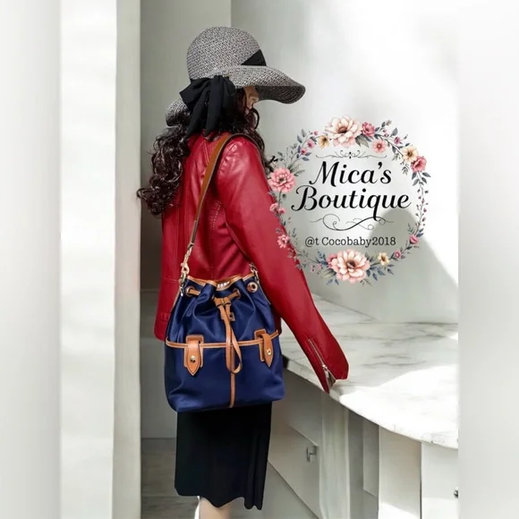 🆕DOONEY & BOURKE Drawstring Bucket Bag ~Navy blue~ - Picture 3 of 17